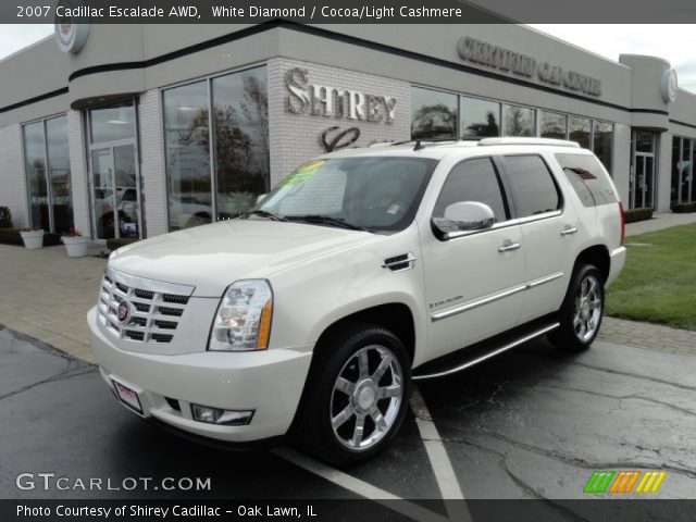 2007 Cadillac Escalade AWD in White Diamond