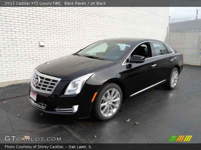 2013 Cadillac XTS Luxury FWD in Black Raven