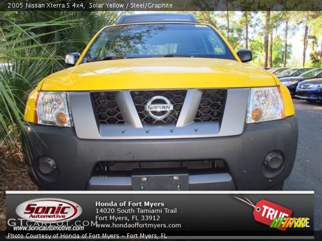 2005 Nissan Xterra S 4x4 in Solar Yellow