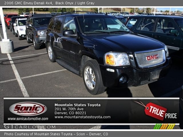2006 GMC Envoy Denali 4x4 in Black Onyx