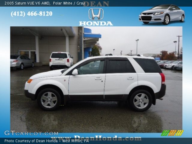 2005 Saturn VUE V6 AWD in Polar White