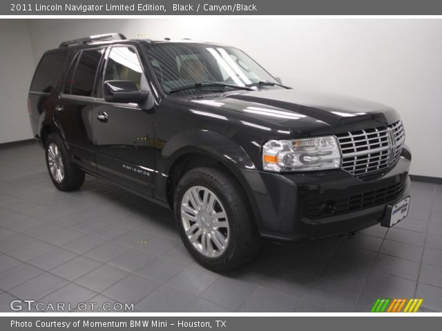 2011 Lincoln Navigator Limited Edition in Black