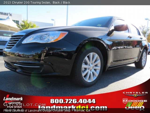 2013 Chrysler 200 Touring Sedan in Black