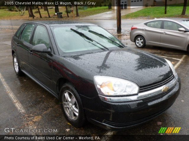 2005 Chevrolet Malibu Maxx LS Wagon in Black