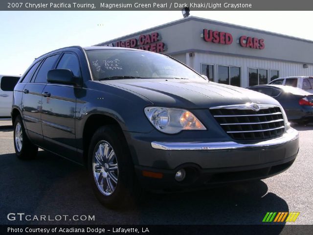 2007 Chrysler Pacifica Touring in Magnesium Green Pearl