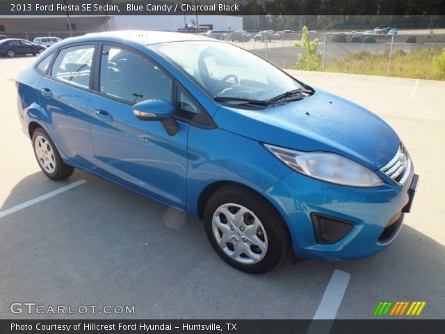 2013 Ford Fiesta SE Sedan in Blue Candy