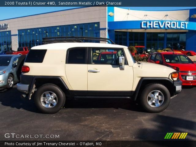 2008 Toyota FJ Cruiser 4WD in Sandstorm Metallic