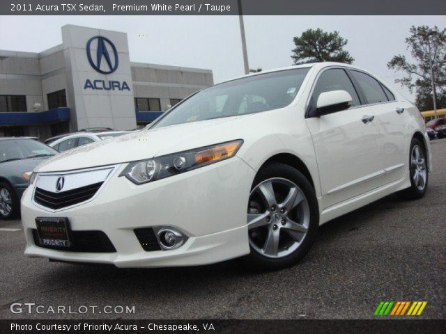 2011 Acura TSX Sedan in Premium White Pearl