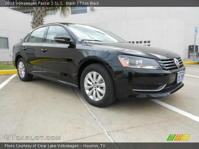 2013 Volkswagen Passat 2.5L S in Black
