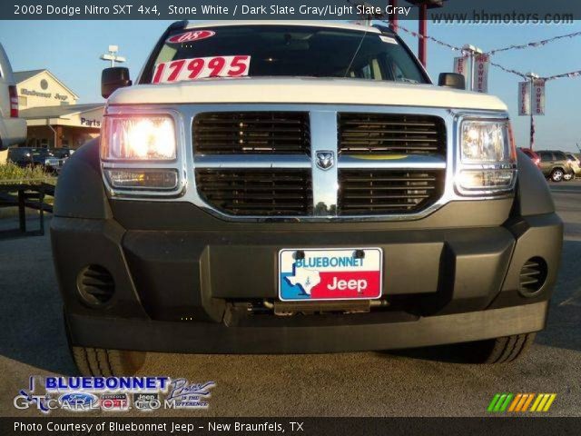 2008 Dodge Nitro SXT 4x4 in Stone White