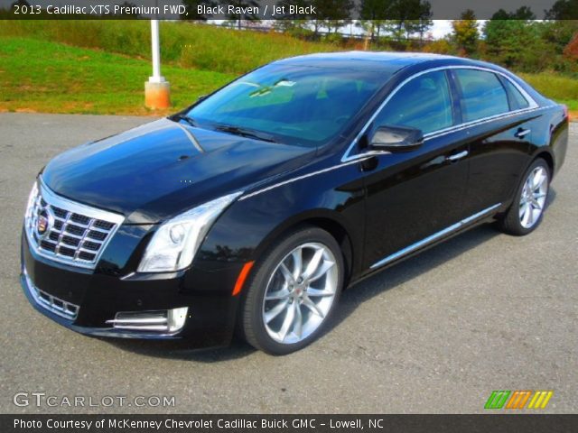 2013 Cadillac XTS Premium FWD in Black Raven