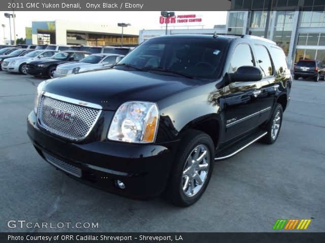 2011 GMC Yukon Denali in Onyx Black