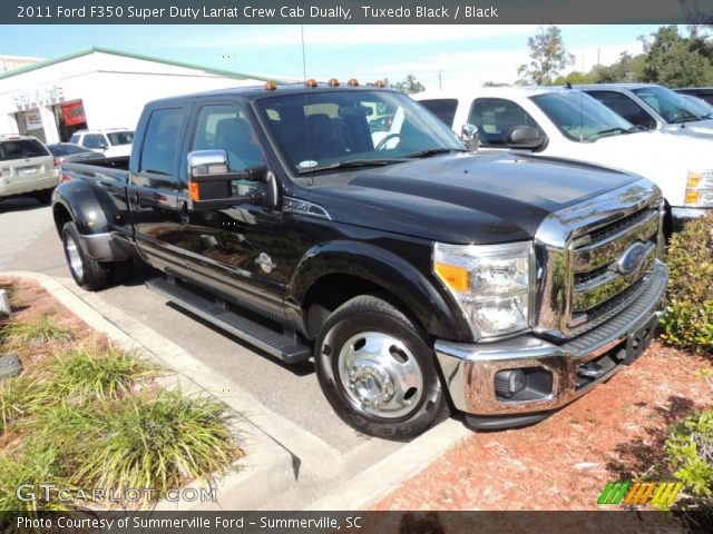 2011 Ford F350 Super Duty Lariat Crew Cab Dually in Tuxedo Black