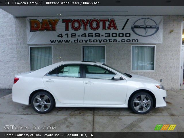 2012 Toyota Camry SE in Blizzard White Pearl