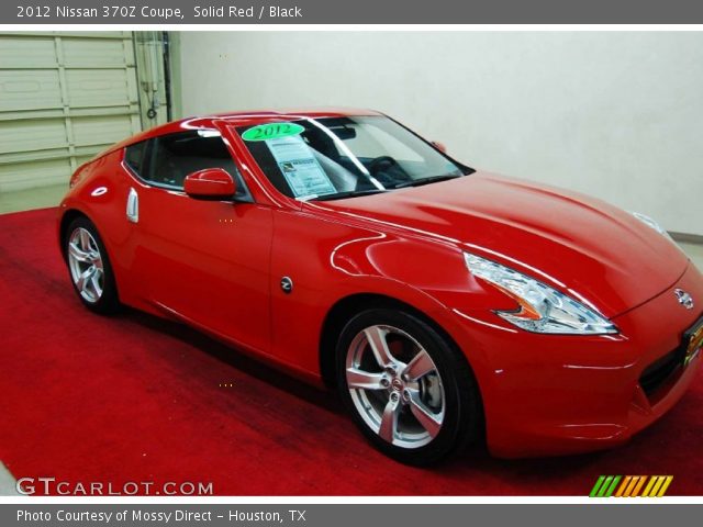 2012 Nissan 370Z Coupe in Solid Red