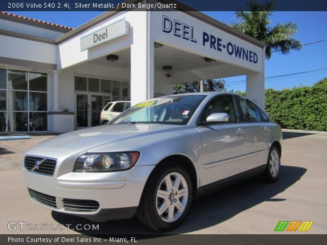 2006 Volvo S40 2.4i in Silver Metallic