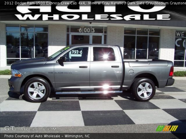 2012 Dodge Ram 1500 Express Crew Cab 4x4 in Mineral Gray Metallic