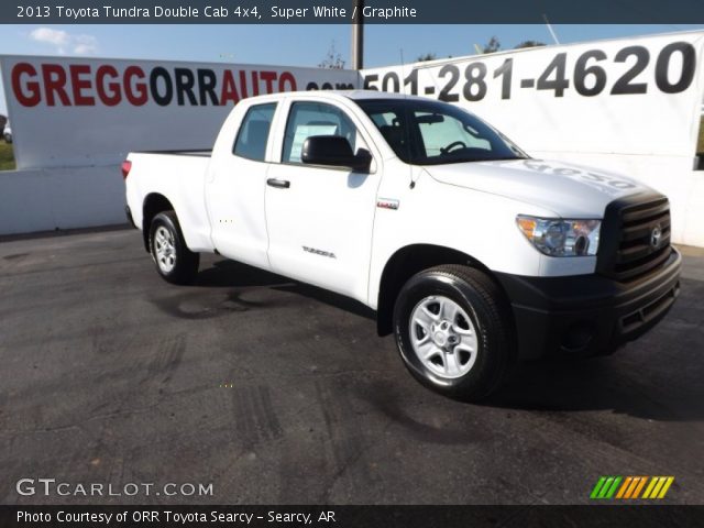 2013 Toyota Tundra Double Cab 4x4 in Super White
