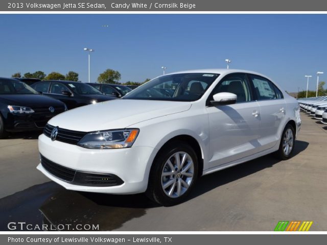 2013 Volkswagen Jetta SE Sedan in Candy White