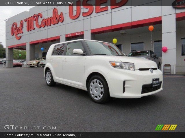 2012 Scion xB  in Super White