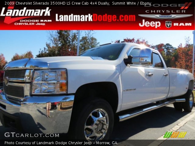 2009 Chevrolet Silverado 3500HD LS Crew Cab 4x4 Dually in Summit White