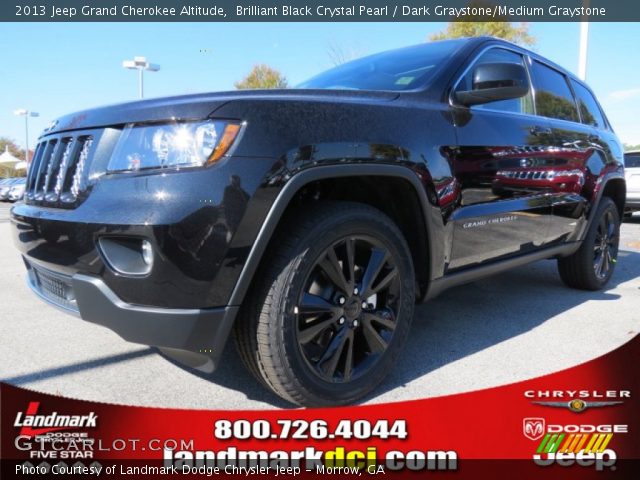 2013 Jeep Grand Cherokee Altitude in Brilliant Black Crystal Pearl