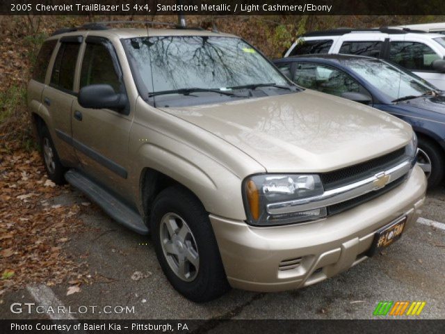 2005 Chevrolet TrailBlazer LS 4x4 in Sandstone Metallic