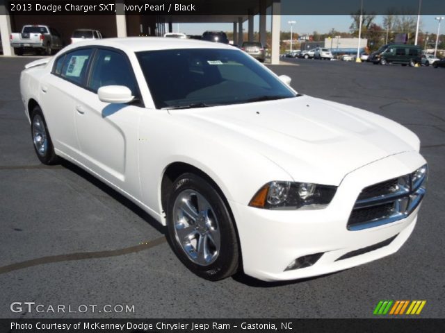 2013 Dodge Charger SXT in Ivory Pearl