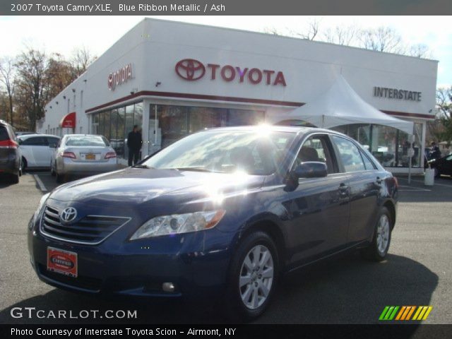 2007 Toyota Camry XLE in Blue Ribbon Metallic