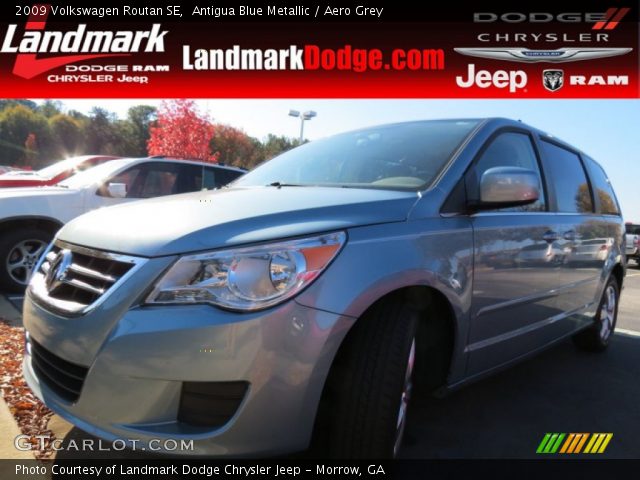 2009 Volkswagen Routan SE in Antigua Blue Metallic