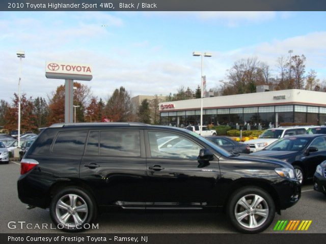 2010 Toyota Highlander Sport 4WD in Black