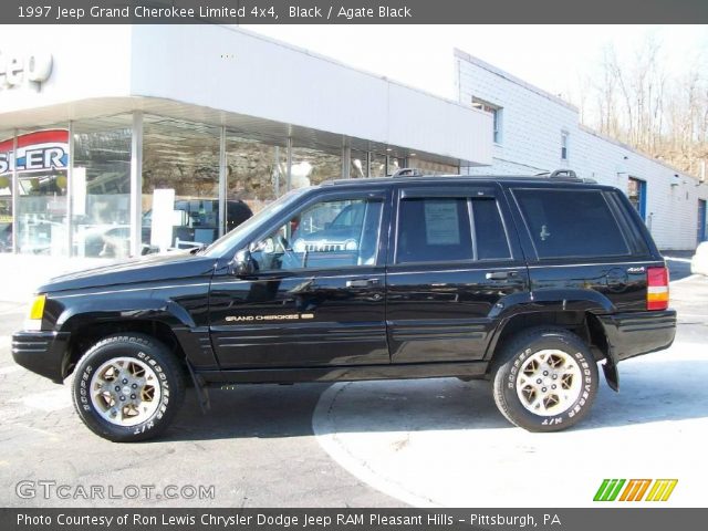 1997 Jeep Grand Cherokee Limited 4x4 in Black
