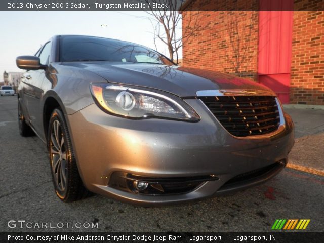 2013 Chrysler 200 S Sedan in Tungsten Metallic