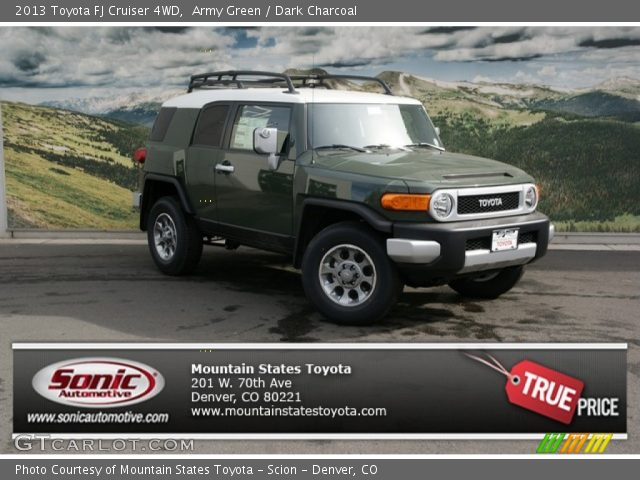 2013 Toyota FJ Cruiser 4WD in Army Green