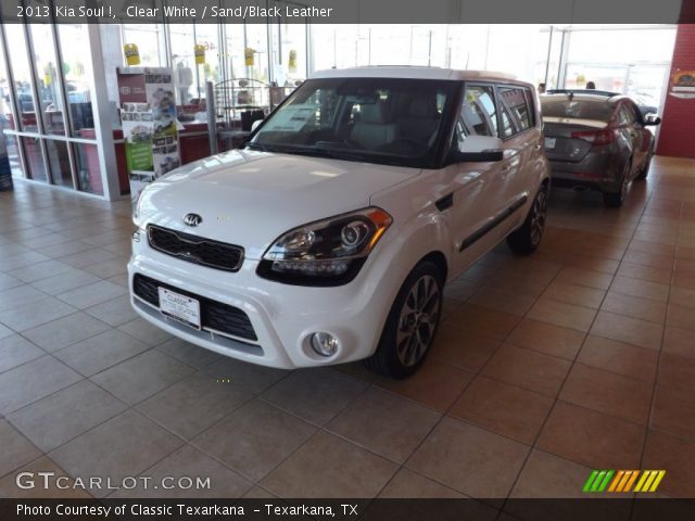 2013 Kia Soul ! in Clear White