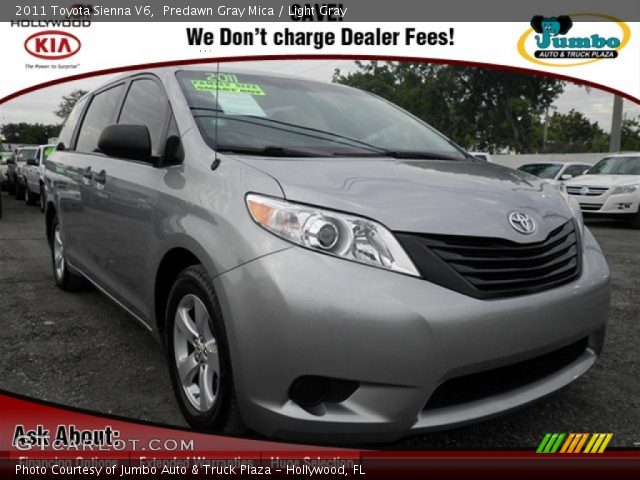 2011 Toyota Sienna V6 in Predawn Gray Mica