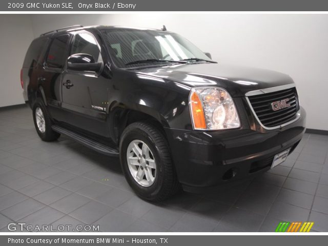 2009 GMC Yukon SLE in Onyx Black