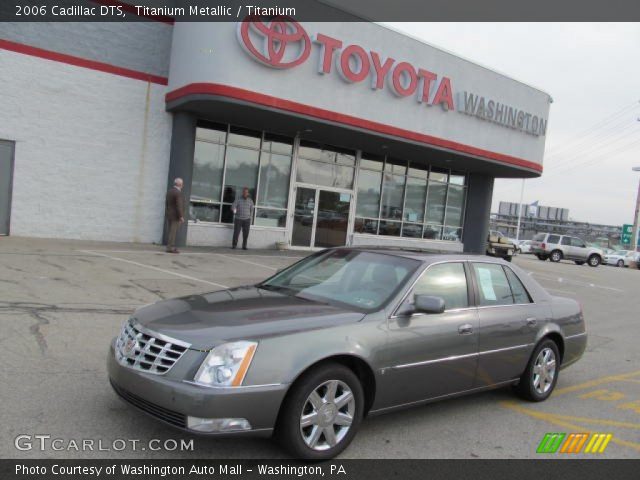2006 Cadillac DTS  in Titanium Metallic