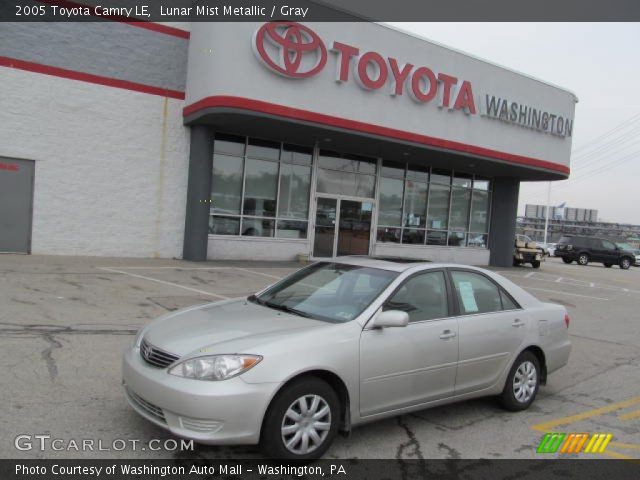 2005 Toyota Camry LE in Lunar Mist Metallic