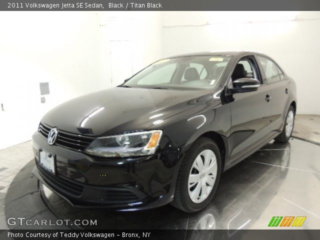 2011 Volkswagen Jetta SE Sedan in Black