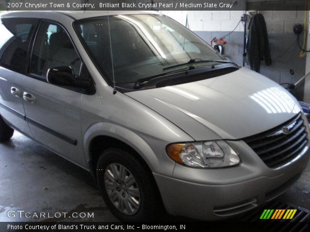 2007 Chrysler Town & Country  in Brilliant Black Crystal Pearl