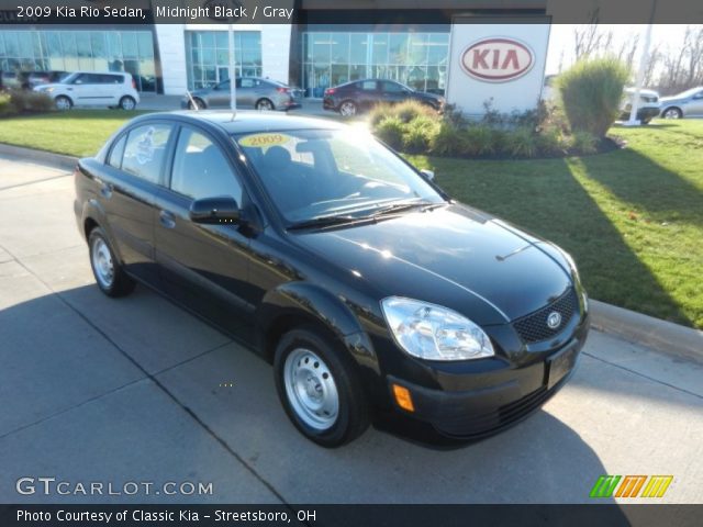 2009 Kia Rio Sedan in Midnight Black