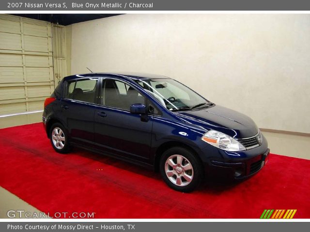 2007 Nissan Versa S in Blue Onyx Metallic