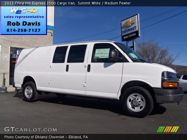 2013 Chevrolet Express 2500 Cargo Van in Summit White