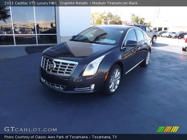 2013 Cadillac XTS Luxury FWD in Graphite Metallic