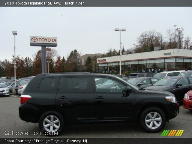 2010 Toyota Highlander SE 4WD in Black
