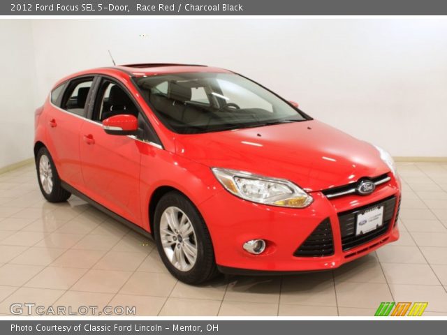 2012 Ford Focus SEL 5-Door in Race Red