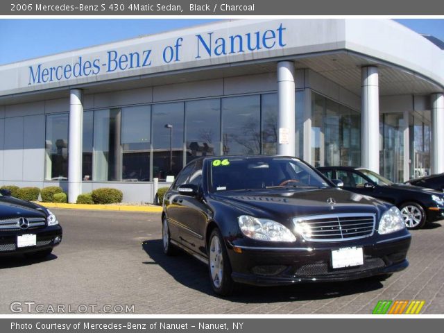 2006 Mercedes-Benz S 430 4Matic Sedan in Black