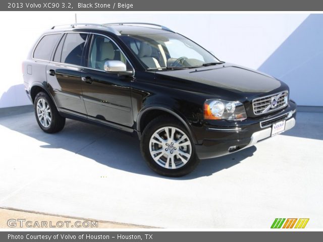 2013 Volvo XC90 3.2 in Black Stone