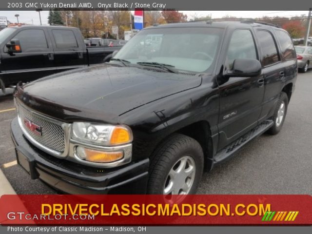 2003 GMC Yukon Denali AWD in Onyx Black